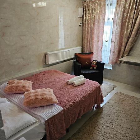 Rose Studio Chişinău Extérieur photo