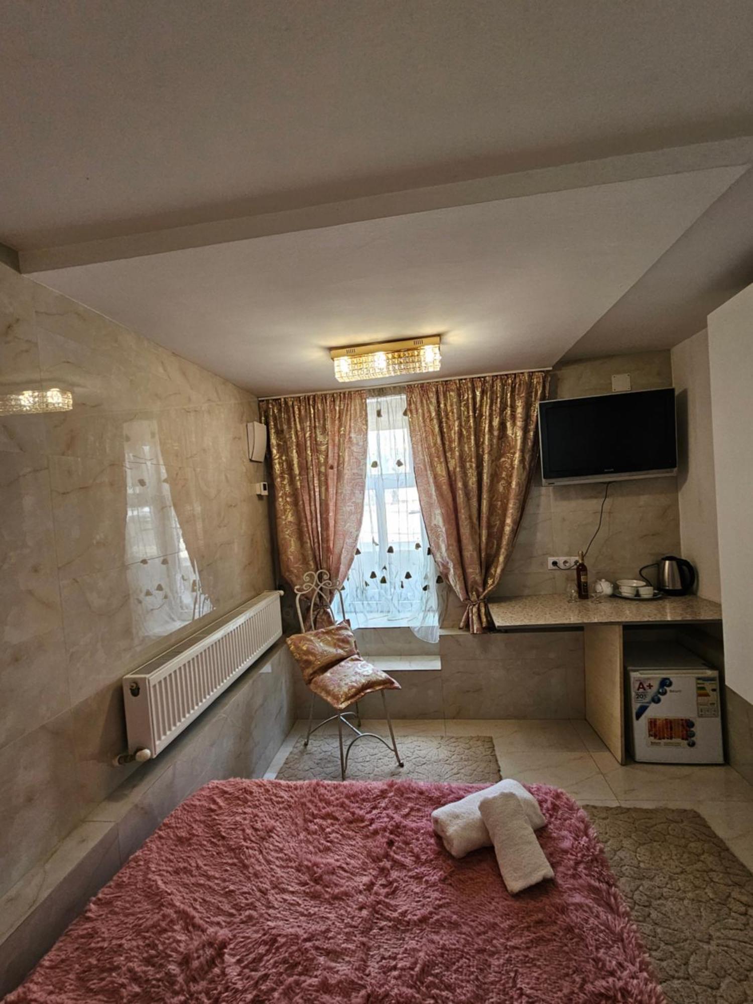 Rose Studio Chişinău Extérieur photo
